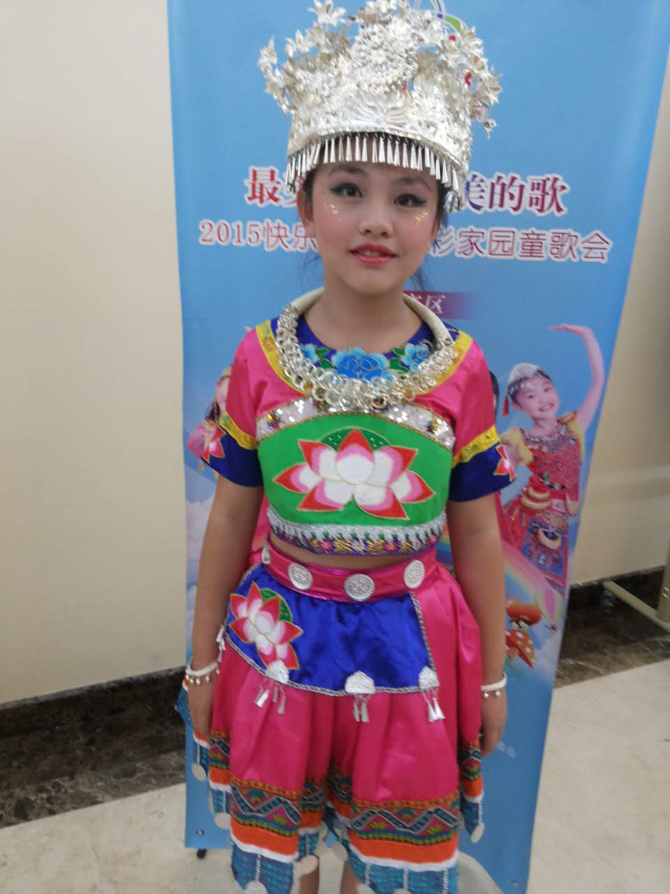 少兒學生圖片
